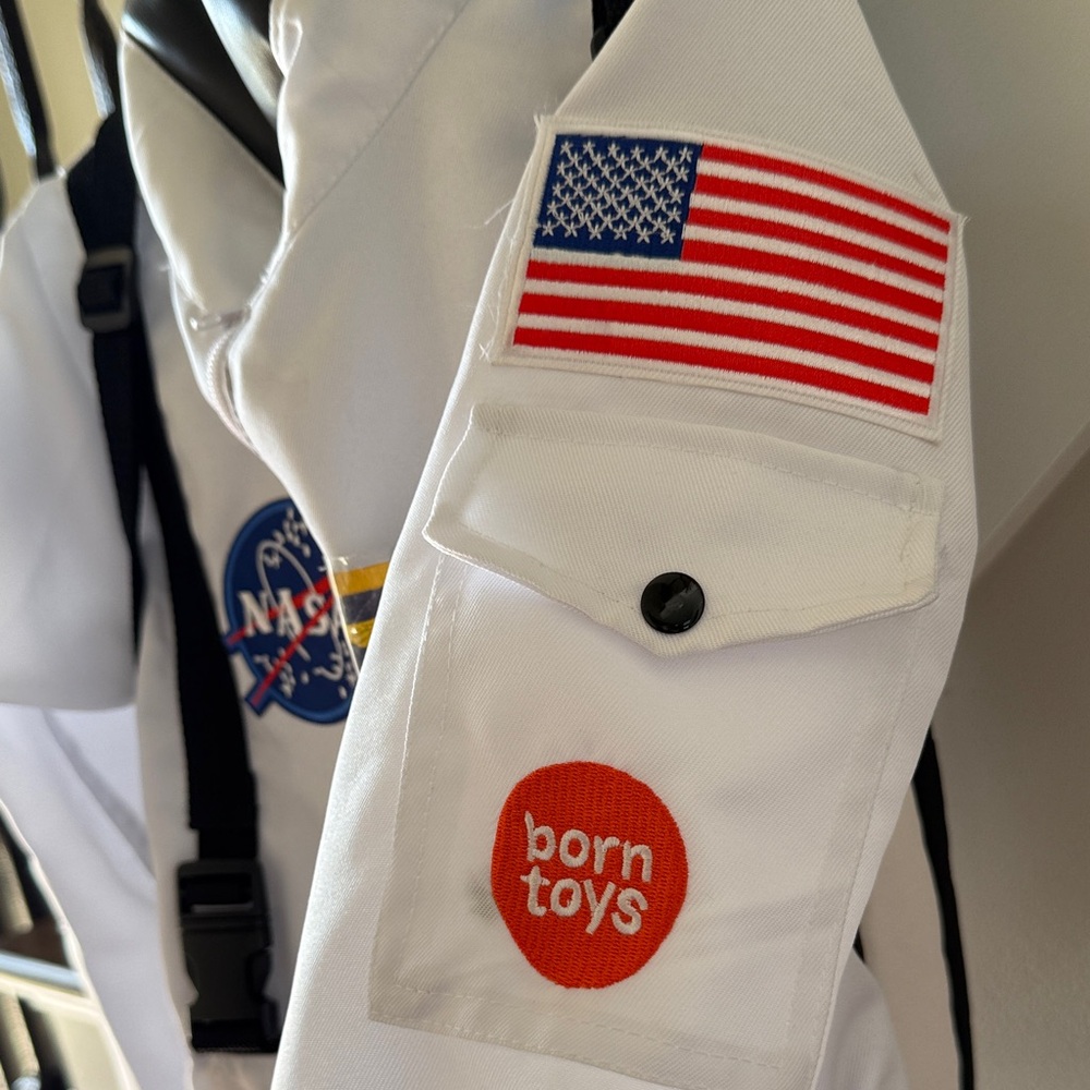 White NASA Astronaut Costume Jumpsuit with backpack - Picture 6 of 10